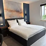 City Apartment With Wifi, Kitchen And 4K Tv
